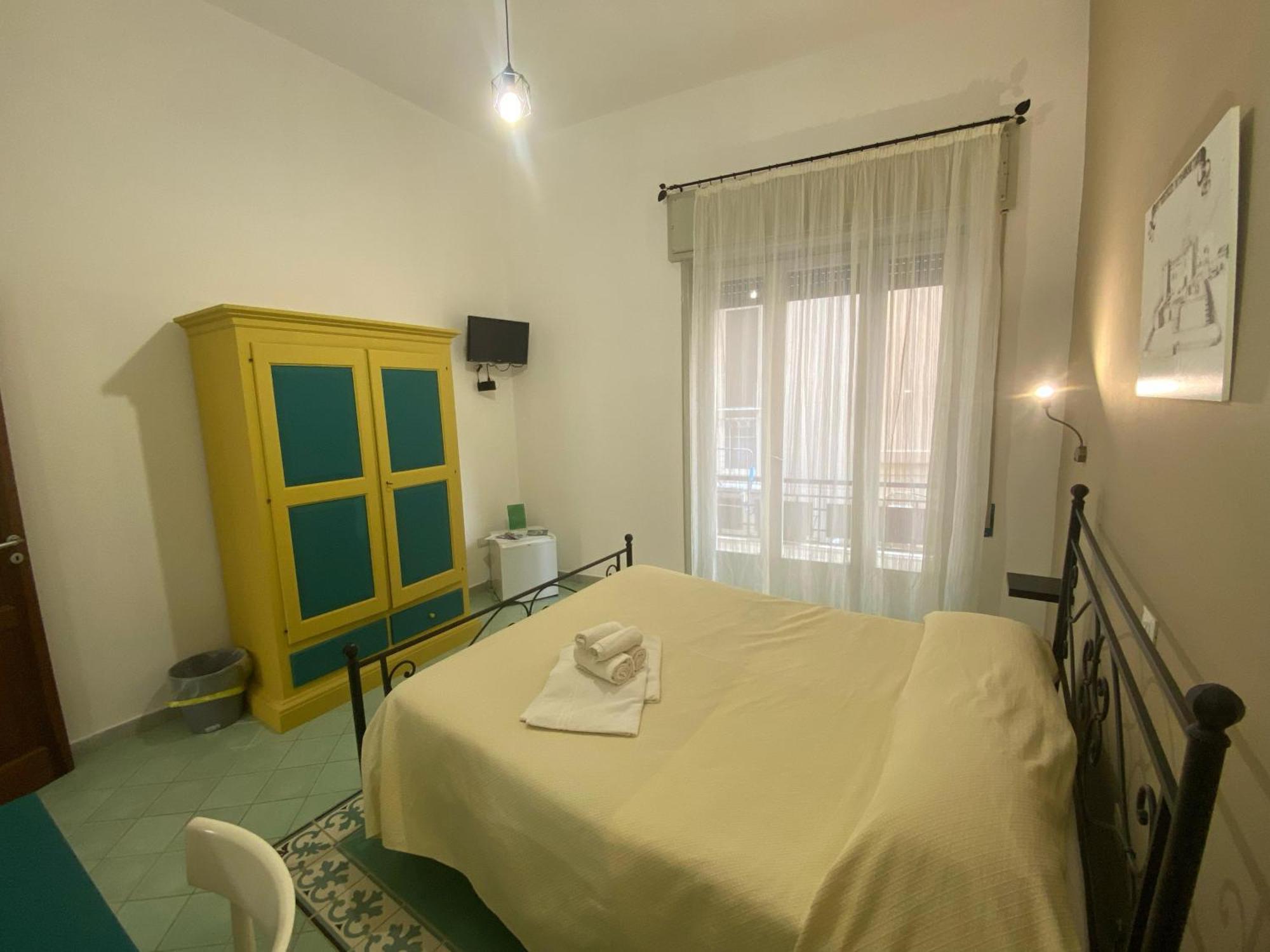 Bed and Breakfast Le 5 Torri Trapani Esterno foto