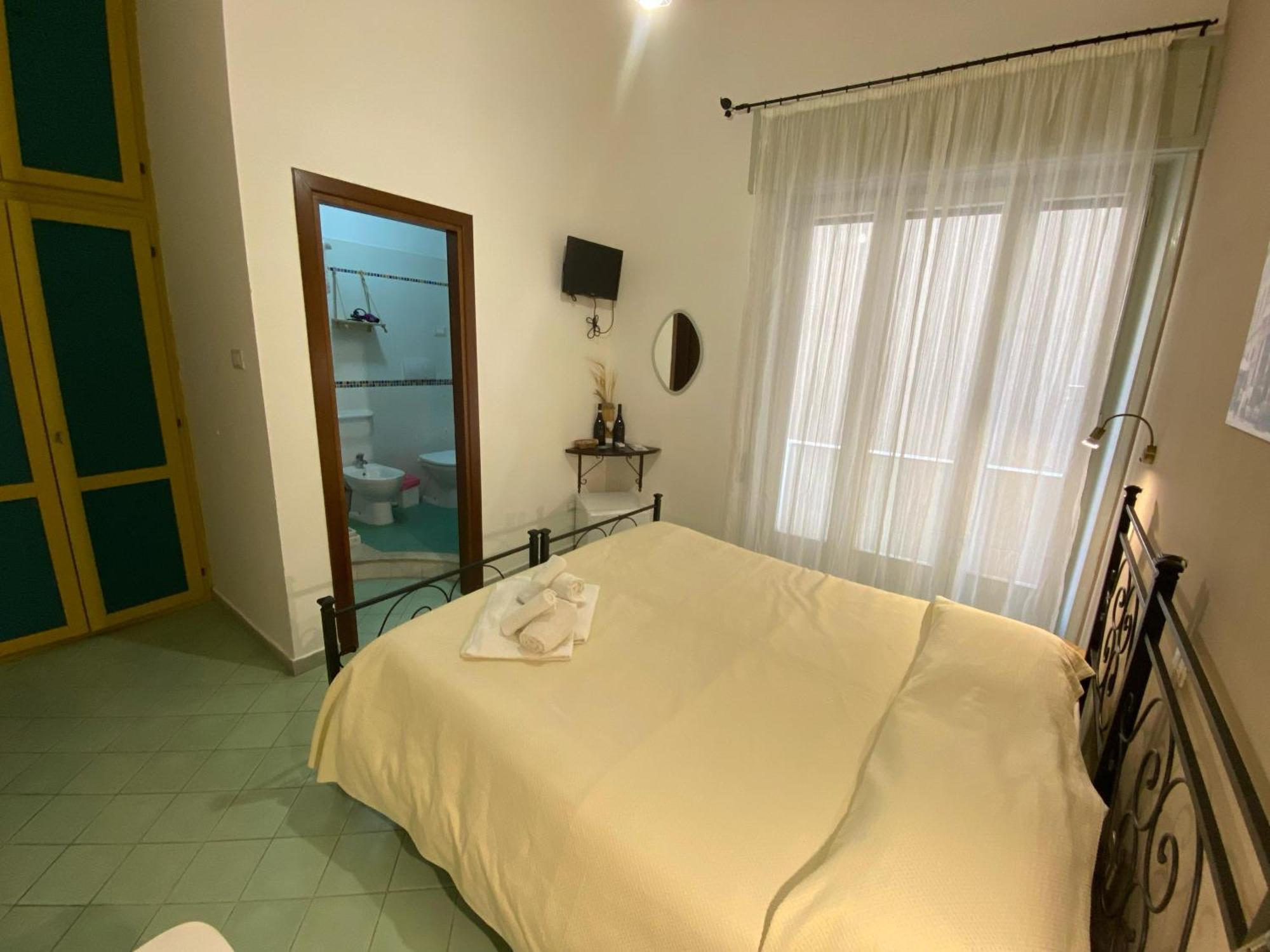 Bed and Breakfast Le 5 Torri Trapani Esterno foto