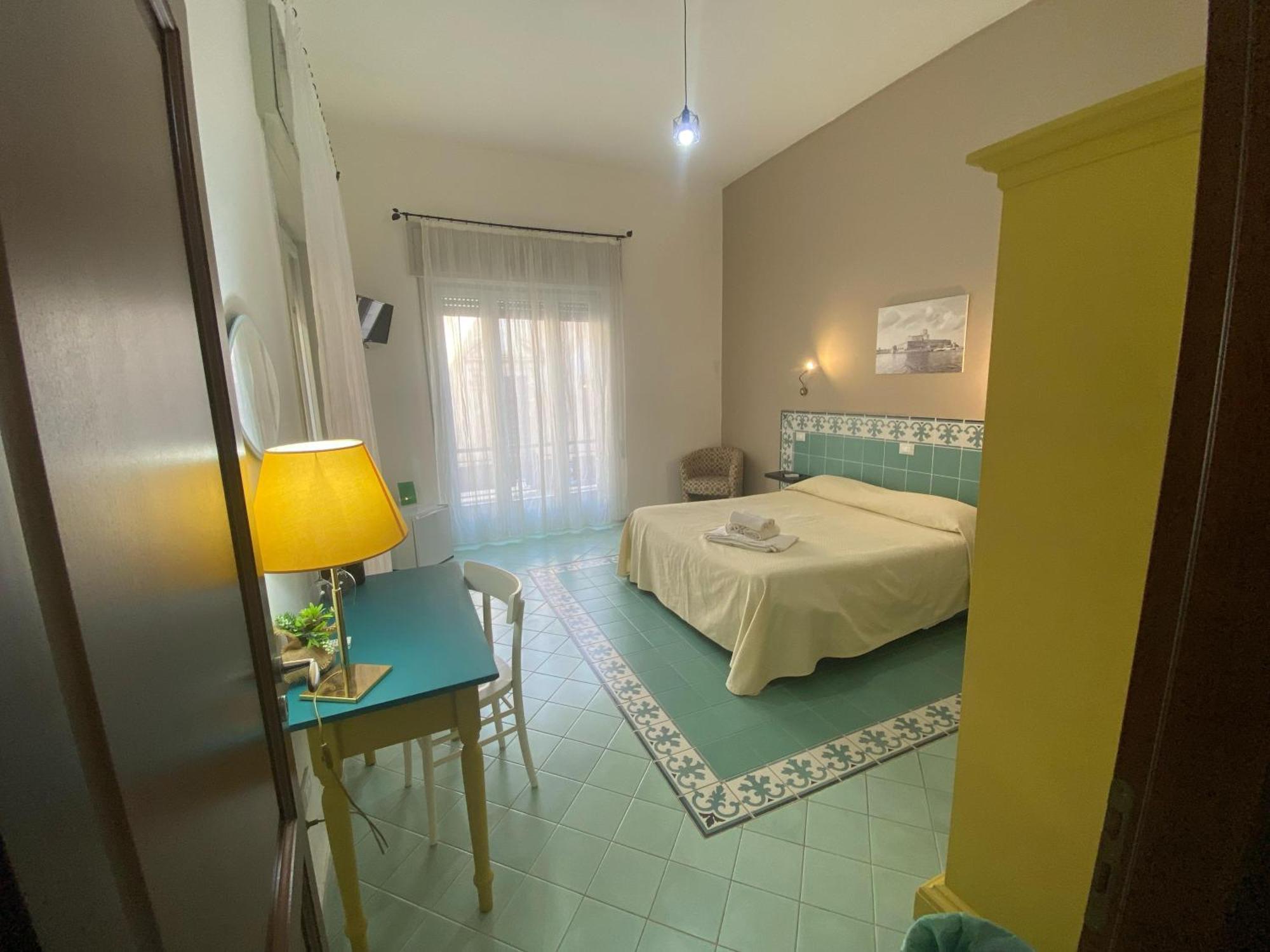 Bed and Breakfast Le 5 Torri Trapani Esterno foto